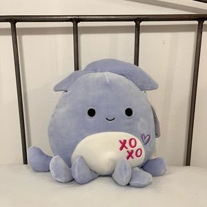 Stacy the Squid Valentines 8’ Squishmallow
